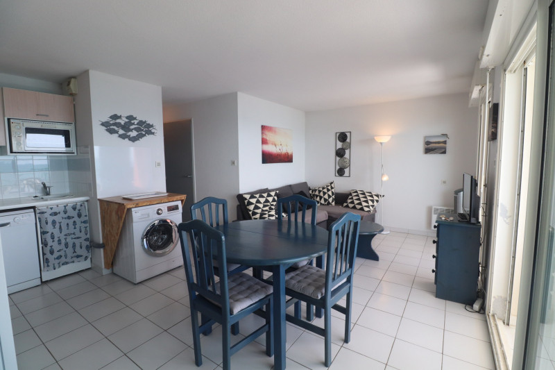 _lv_images__lot_0000002291_06_18879987 _lv_images__lot_0000002291_06_18879987