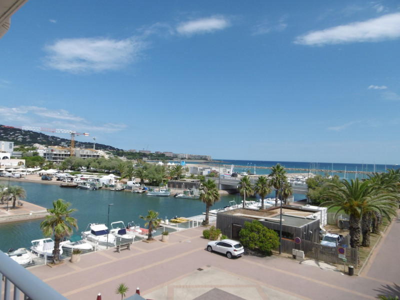 _lv_images__lot_0000002302_10_19098828 _lv_images__lot_0000002302_10_19098828