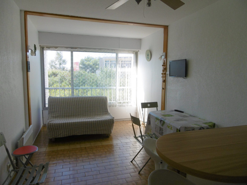 _lv_images__lot_0000002327_02_18071593 _lv_images__lot_0000002327_02_18071593