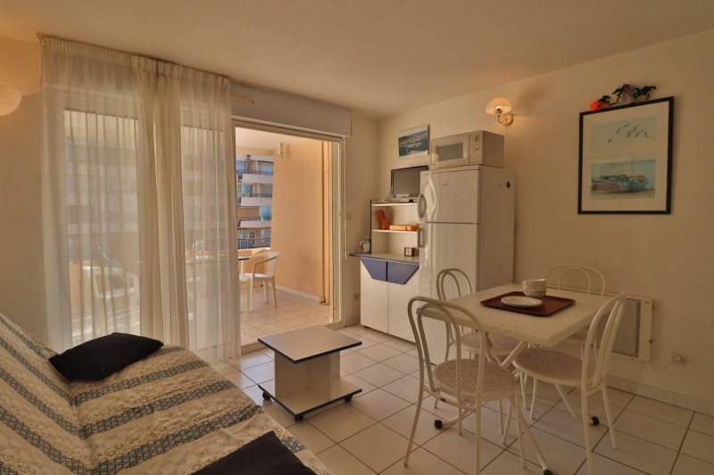 _lv_images__lot_0000002349_03_18070697 _lv_images__lot_0000002349_03_18070697