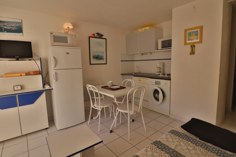 _lv_images__lot_0000002349_04_18460313