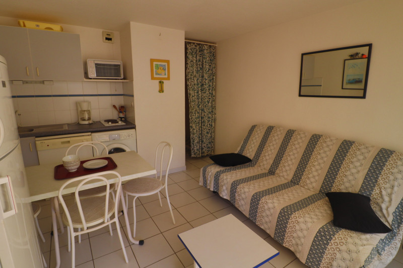 _lv_images__lot_0000002349_05_18319441 _lv_images__lot_0000002349_05_18319441