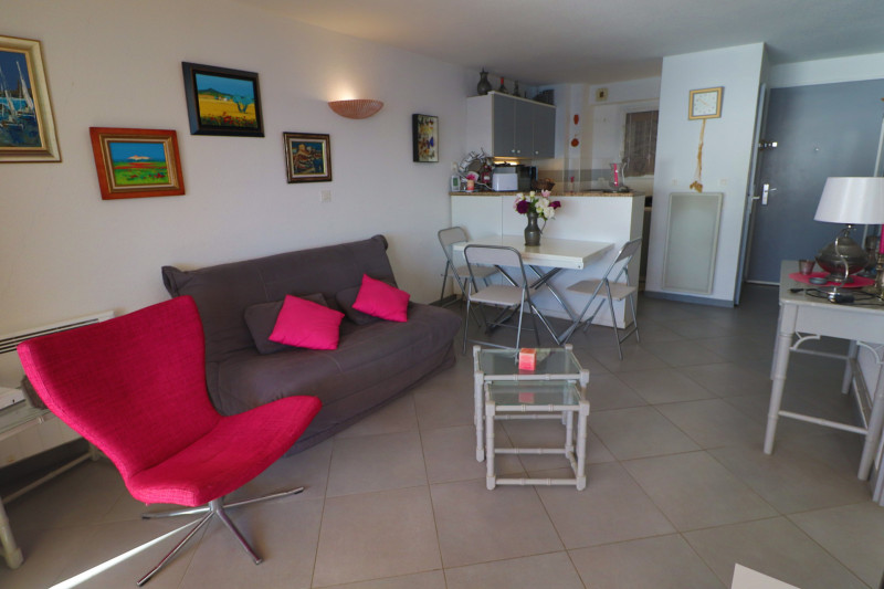 _lv_images__lot_0000002361_04_18263918