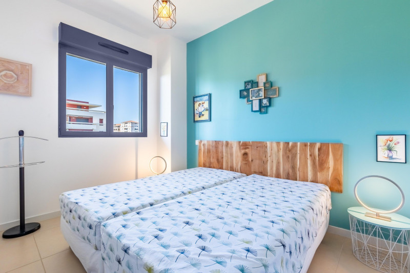 _lv_images__lot_0000002364_09_18108671 _lv_images__lot_0000002364_09_18108671