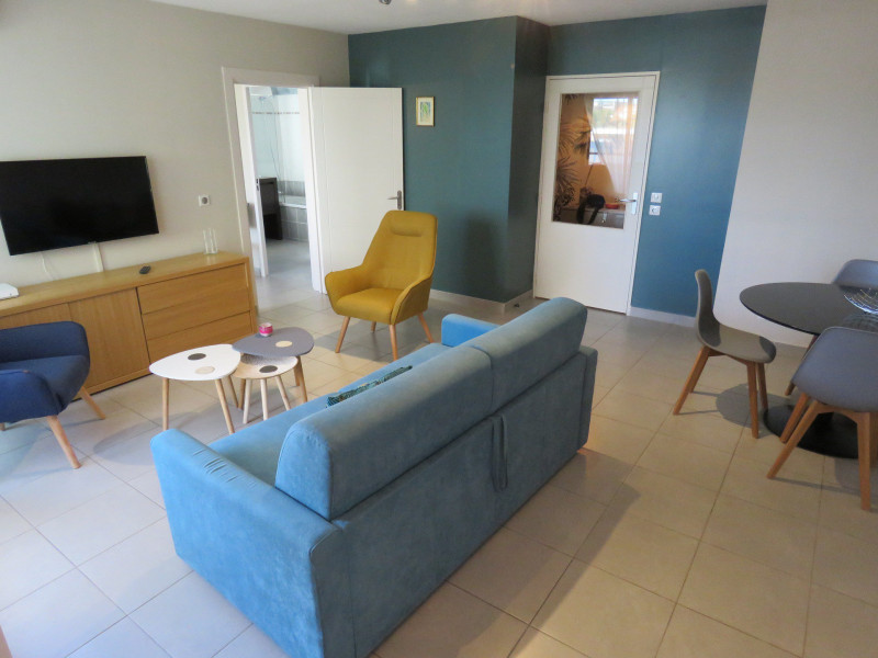 _lv_images__lot_0000002376_05_18139096 _lv_images__lot_0000002376_05_18139096