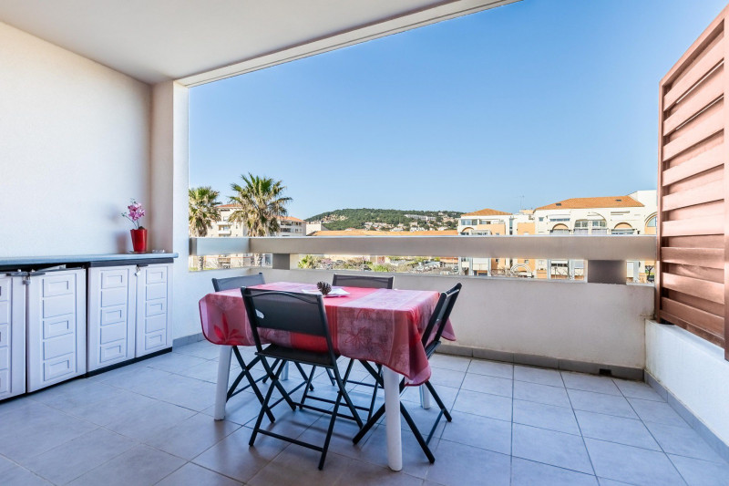 _lv_images__lot_0000002381_02_18071311 _lv_images__lot_0000002381_02_18071311