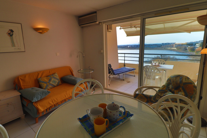 _lv_images__lot_0000002393_04_19077594