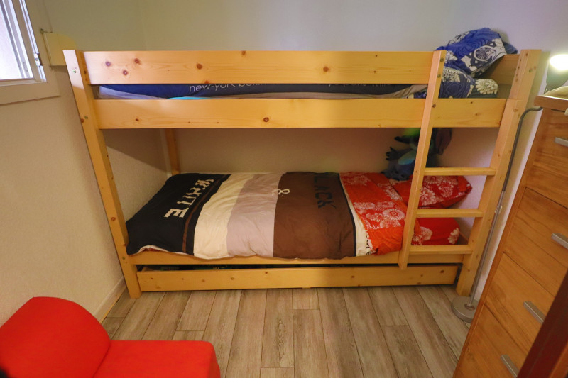 _lv_images__lot_0000002399_07_19202685 _lv_images__lot_0000002399_07_19202685