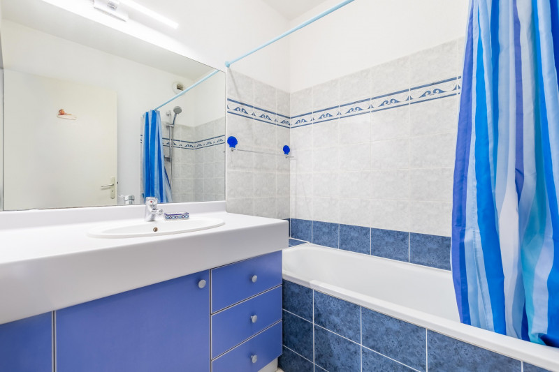 _lv_images__lot_0000002403_09_19296095