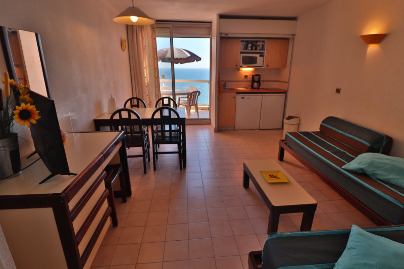 _lv_images__lot_0000002408_04_18077837 _lv_images__lot_0000002408_04_18077837