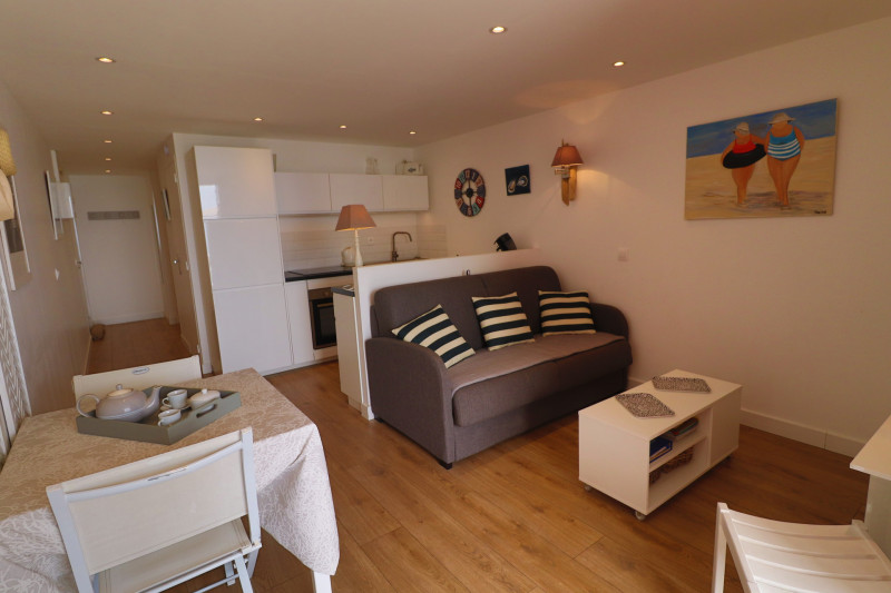 _lv_images__lot_0000002412_03_18613260