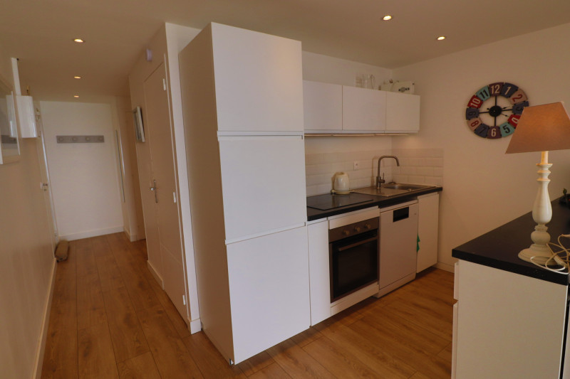 _lv_images__lot_0000002412_07_18879978