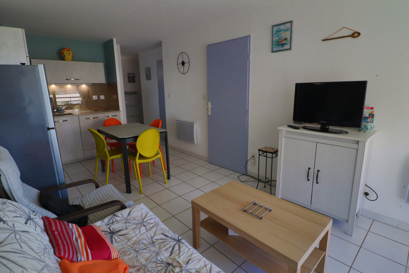 _lv_images__lot_0000002414_06_19146764 _lv_images__lot_0000002414_06_19146764