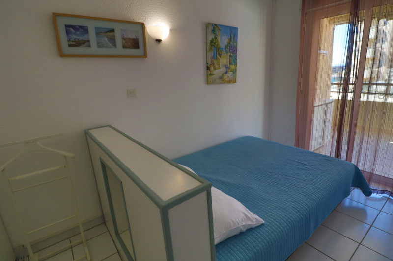 _lv_images__lot_0000002414_08_18748865 _lv_images__lot_0000002414_08_18748865