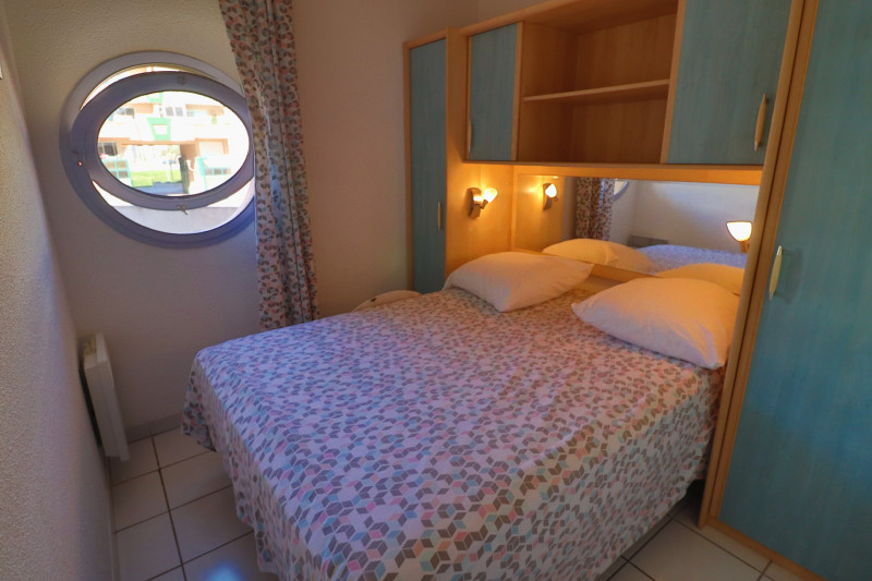 _lv_images__lot_0000002414_09_18533280