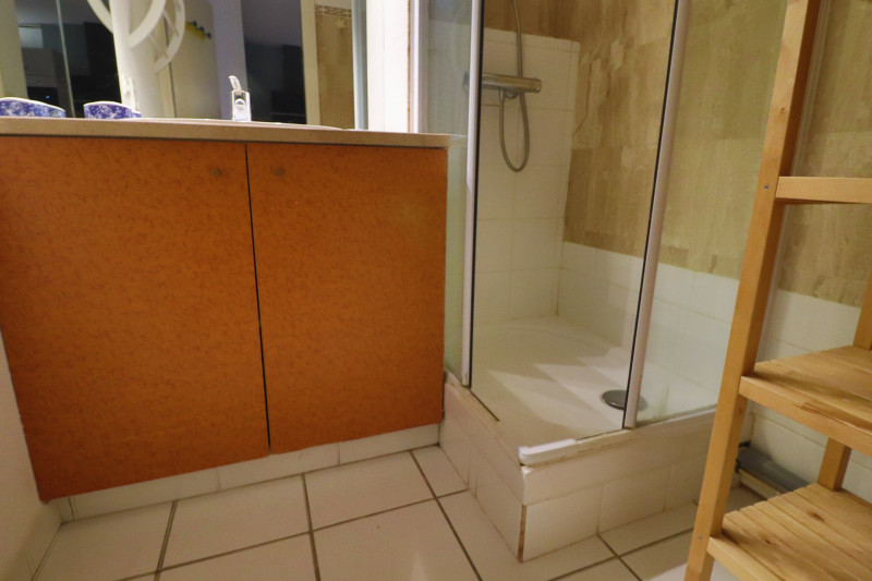 _lv_images__lot_0000002414_10_18063203 _lv_images__lot_0000002414_10_18063203