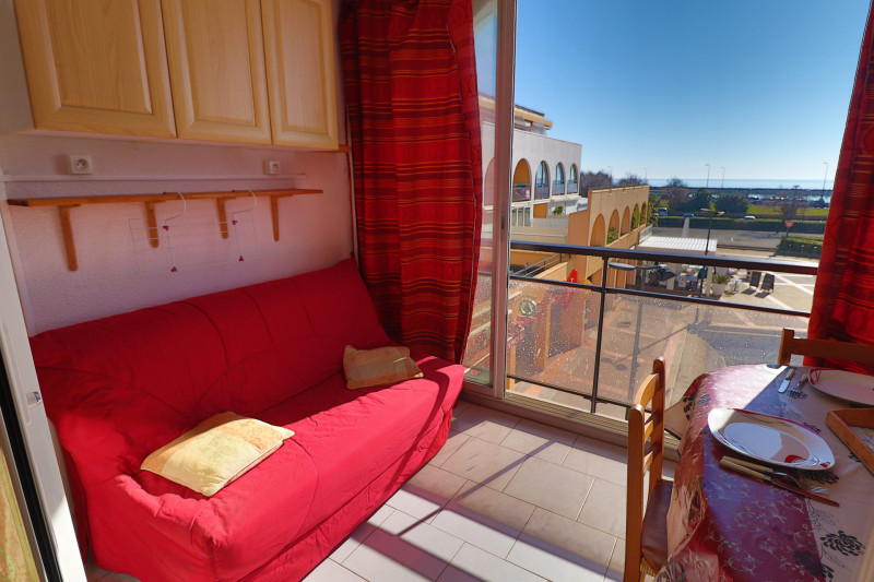 _lv_images__lot_0000002416_07_18131347 _lv_images__lot_0000002416_07_18131347