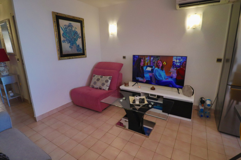 _lv_images__lot_0000002424_07_19027625