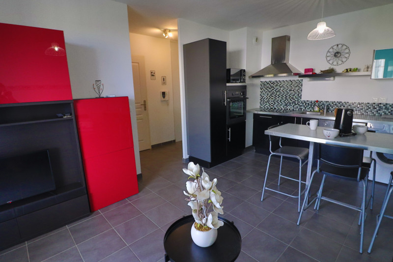 _lv_images__lot_0000002433_04_18415877 _lv_images__lot_0000002433_04_18415877