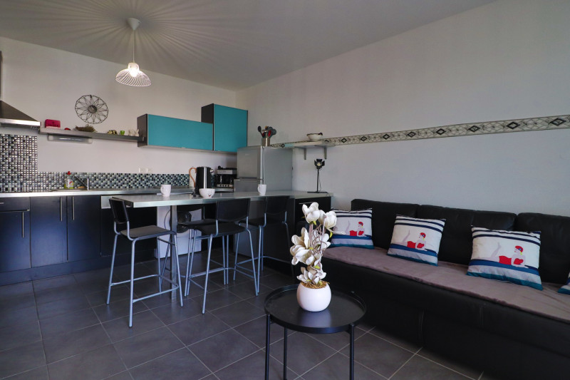 _lv_images__lot_0000002433_05_18393406 _lv_images__lot_0000002433_05_18393406