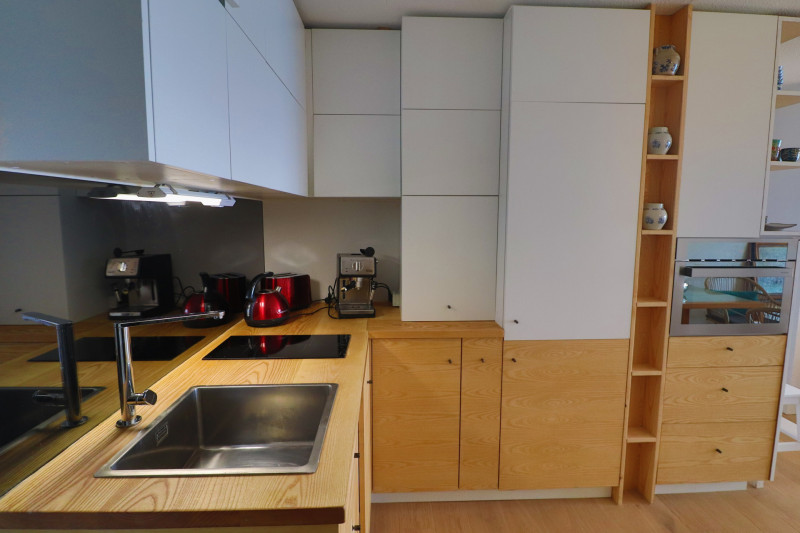 _lv_images__lot_0000002439_06_19220856