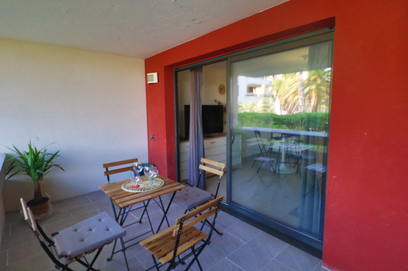 _lv_images__lot_0000002441_07_19000944