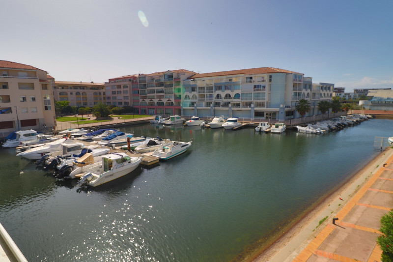 _lv_images__lot_0000002442_04_18212698 _lv_images__lot_0000002442_04_18212698