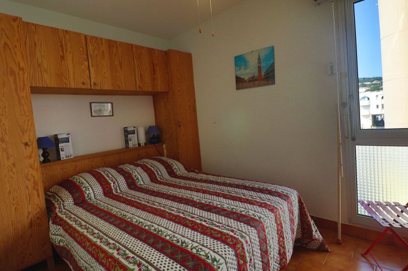 _lv_images__lot_0000002442_09_19029249