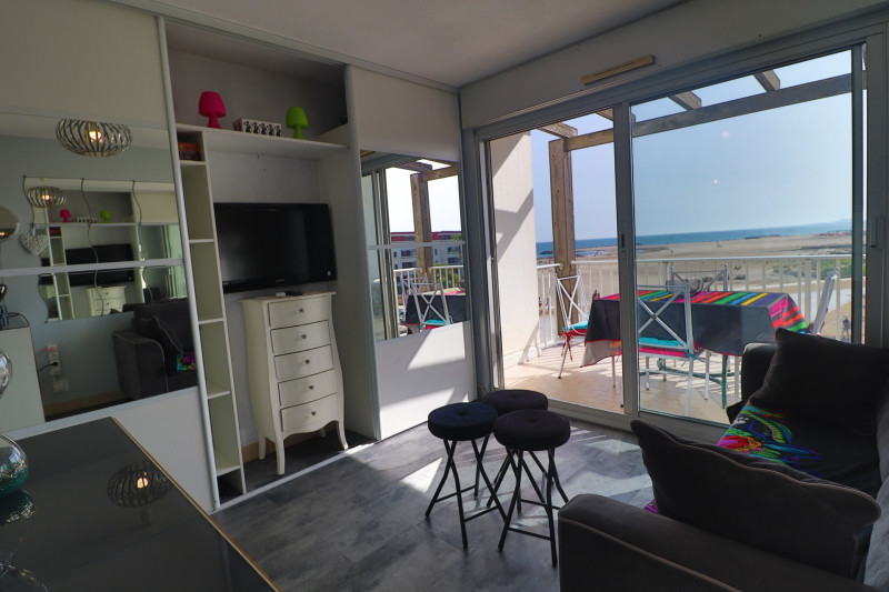 _lv_images__lot_0000002443_04_18348710 _lv_images__lot_0000002443_04_18348710