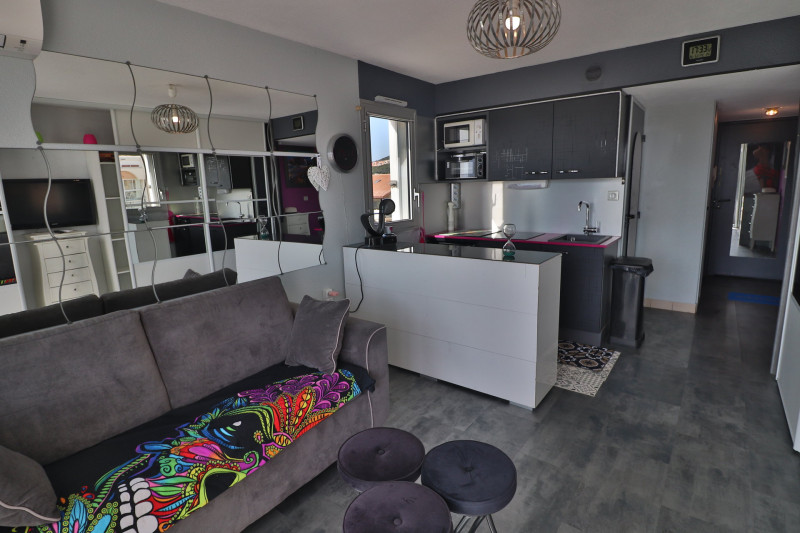 _lv_images__lot_0000002443_06_18497108