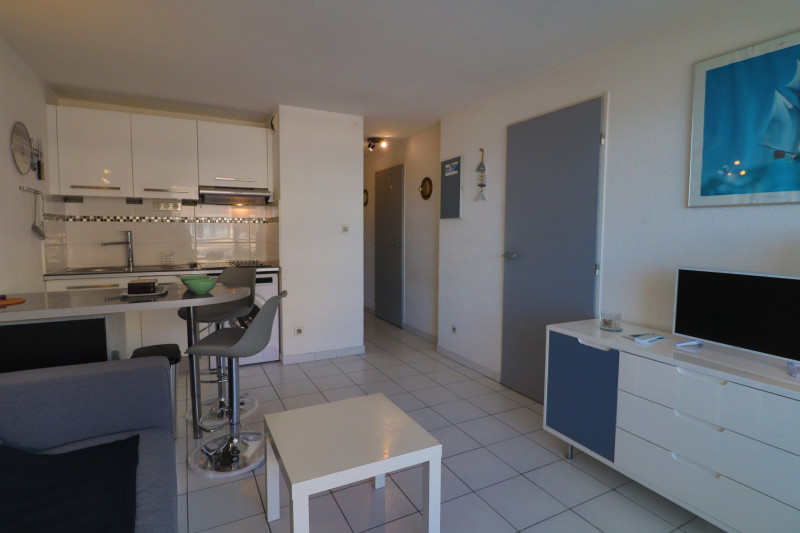 _lv_images__lot_0000002446_04_18431032 _lv_images__lot_0000002446_04_18431032