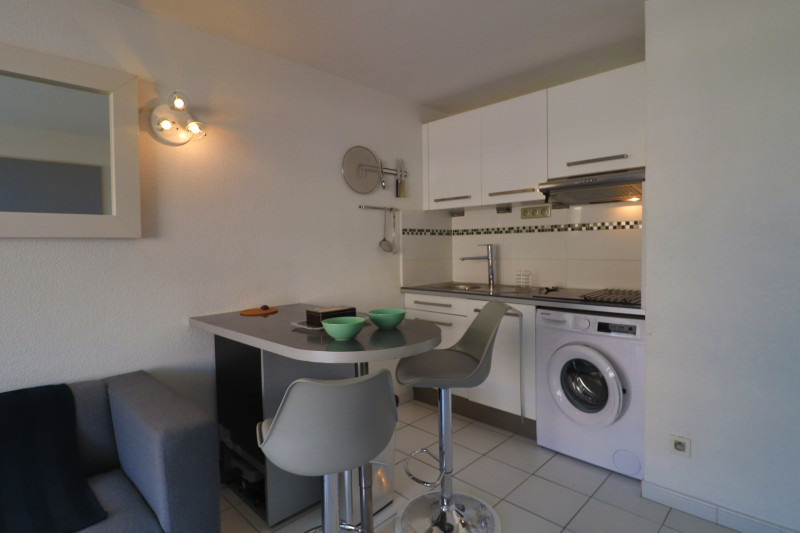 _lv_images__lot_0000002446_05_18511324 _lv_images__lot_0000002446_05_18511324