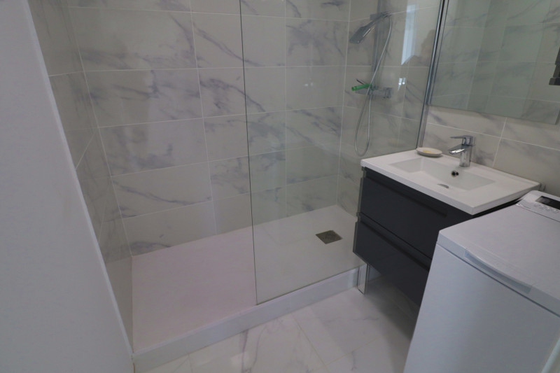 _lv_images__lot_0000002454_10_18407201 _lv_images__lot_0000002454_10_18407201