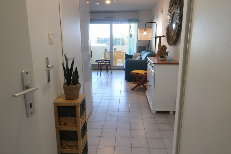 _lv_images__lot_0000002455_08_18108192 _lv_images__lot_0000002455_08_18108192