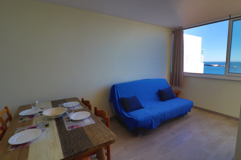 _lv_images__lot_0000002456_05_18145871 _lv_images__lot_0000002456_05_18145871