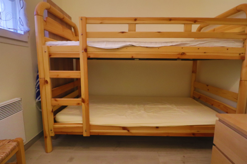 _lv_images__lot_0000002456_08_18138460 _lv_images__lot_0000002456_08_18138460