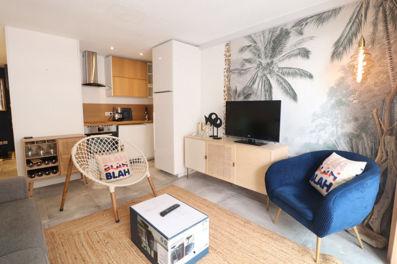 _lv_images__lot_0000002459_03_18114993 _lv_images__lot_0000002459_03_18114993