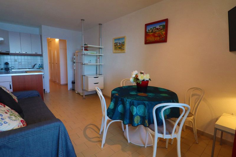 _lv_images__lot_0000002463_08_18377317 _lv_images__lot_0000002463_08_18377317