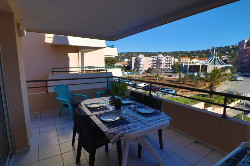 _lv_images__lot_0000002464_07_19202121 _lv_images__lot_0000002464_07_19202121