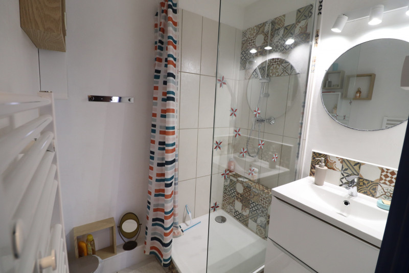 _lv_images__lot_0000002464_09_18613434