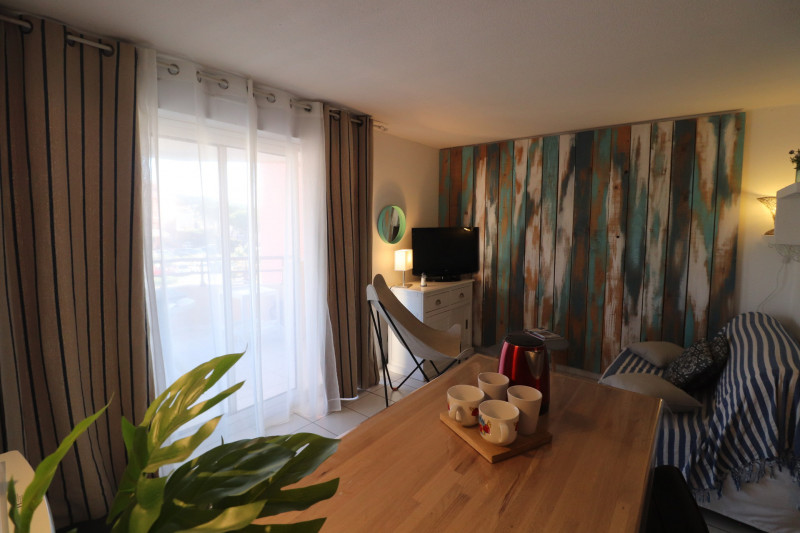 _lv_images__lot_0000002464_10_18880132 _lv_images__lot_0000002464_10_18880132