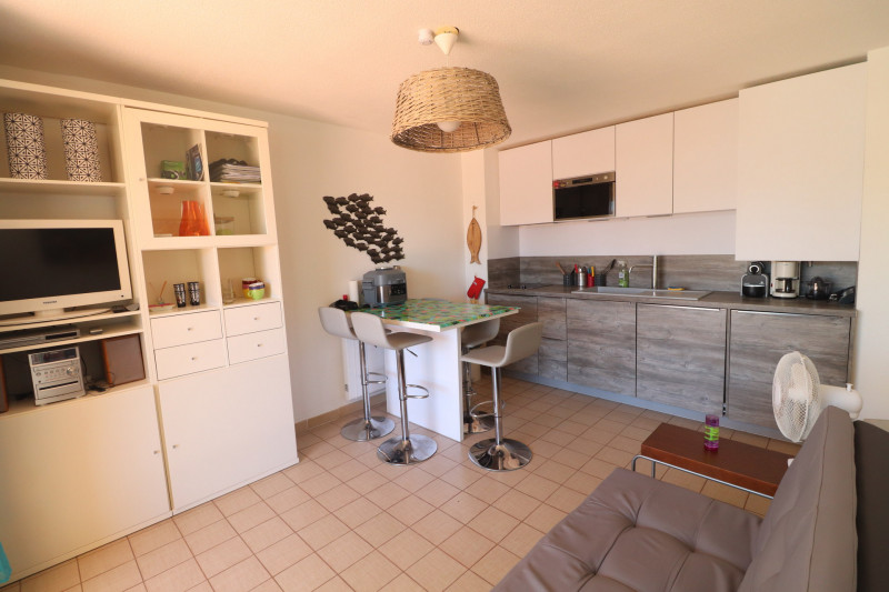 _lv_images__lot_0000002466_05_18086585 _lv_images__lot_0000002466_05_18086585