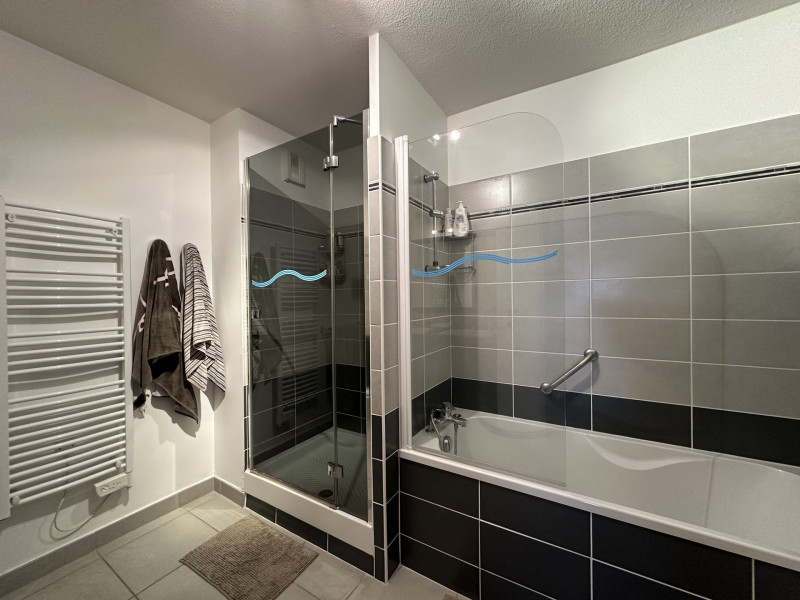 _lv_images__lot_0000002468_15_19360071