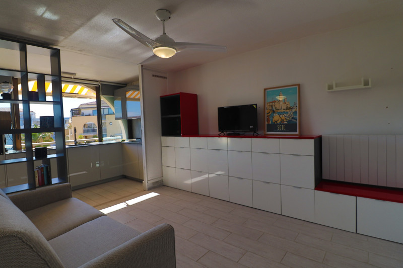 _lv_images__lot_0000002470_06_19042890