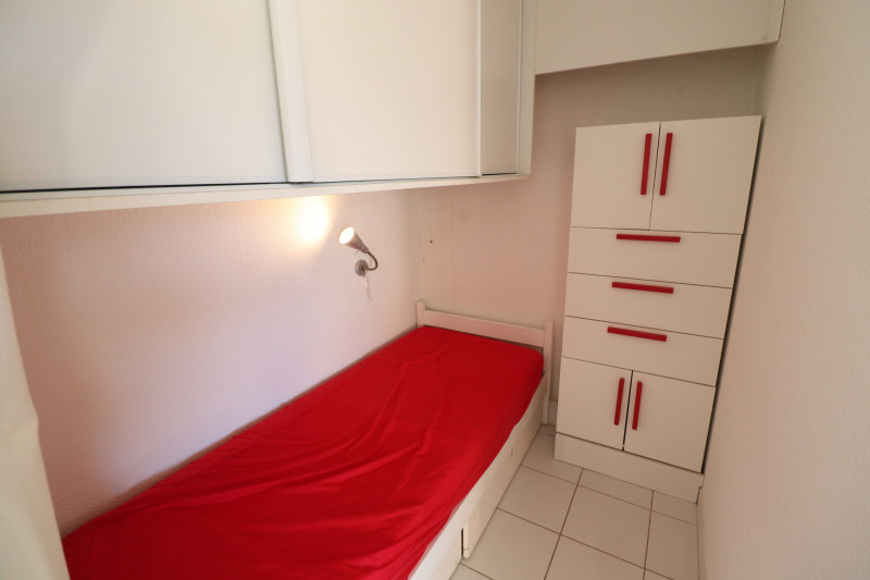 _lv_images__lot_0000002481_09_18101134