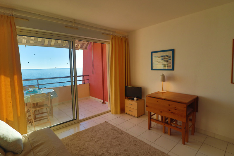 _lv_images__lot_0000002488_04_18613235