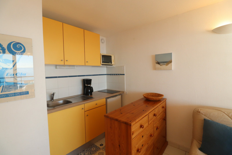 _lv_images__lot_0000002488_07_18517599