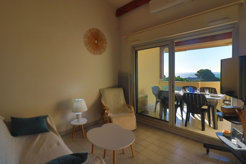 _lv_images__lot_0000002489_04_18532603