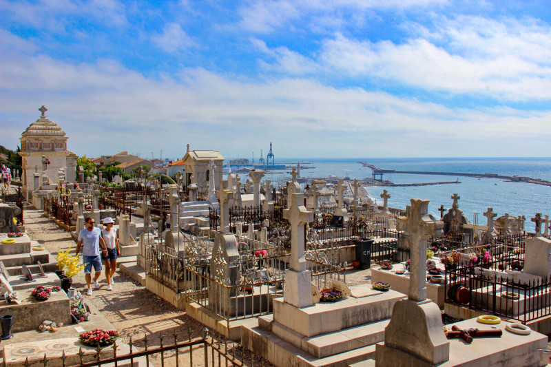 cimetiere-marin-k-prosnier-ot-thau-5214-1200px-14525763