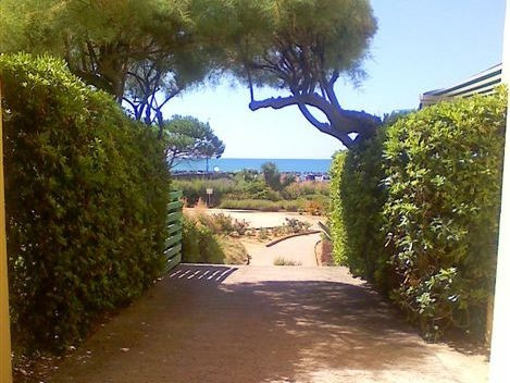 Résidence calme entièrement arborée